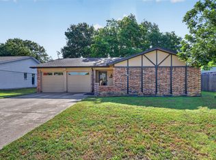 6616 Brookdale Dr, Watauga, TX 76148