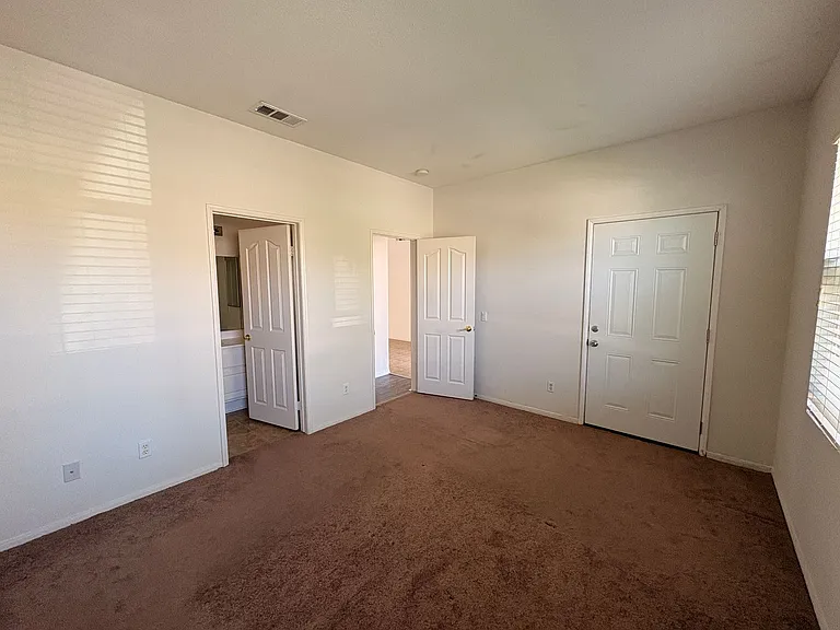 5875 Larry Dean St — Photo 9