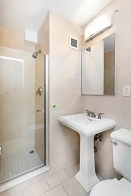 Rented by Living New York | media 13