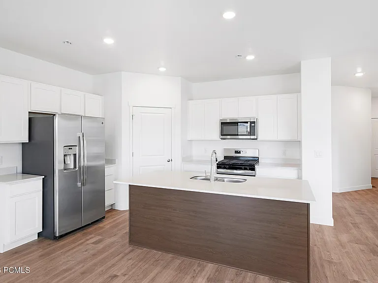 2035 N High Uintas Ln — Photo 12