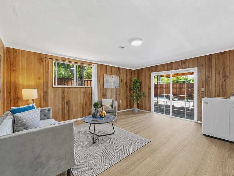 2602 Pendragon Ln — Photo 16