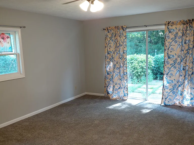 4483 Riverwood Cir — Photo 13