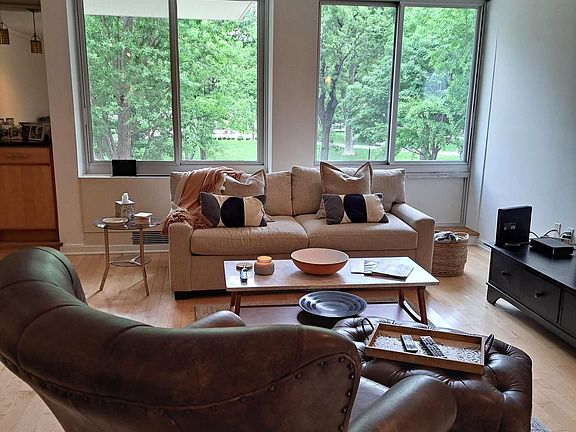 3rd image of 604 S Washington Sq #36-114