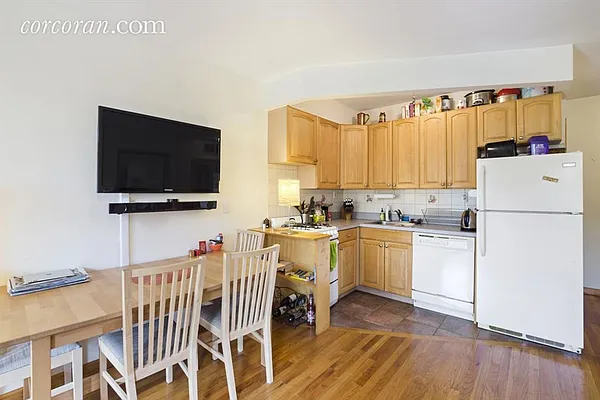 Rented by Corcoran | media 7