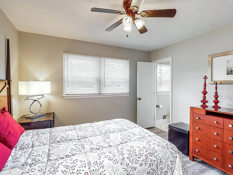 Large Windows and Semi-Private Bath