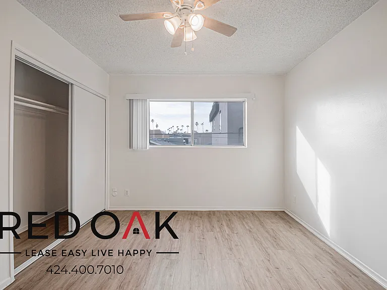 915 N Wilton Pl #213 — Photo 14
