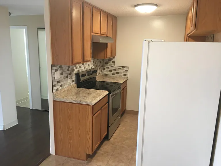2225 Buchtel Blvd #1002 — Photo 30