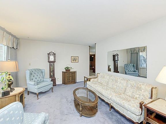 3rd image of 3556 Nolen Dr