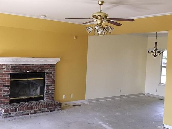 3rd image of 7844 S 66th Ave E