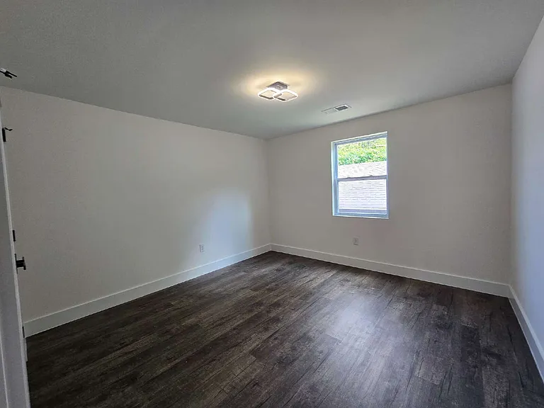 353 Hickory Hts — Photo 10