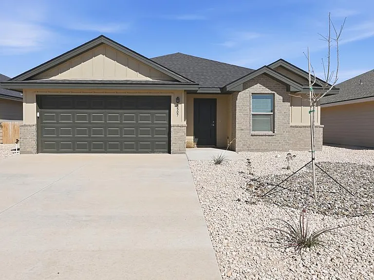 8507 E County Road 110 — Photo 1