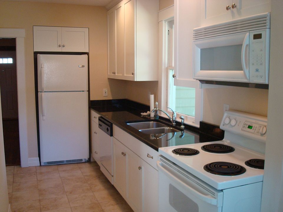 1st image of 123 W Sligh Ave