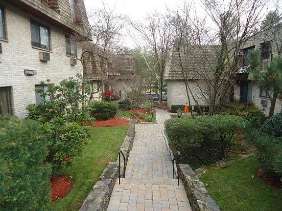2nd image of 555 Central Park Ave #1