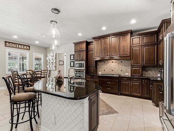 2nd image of 28006 Cascabel Ln