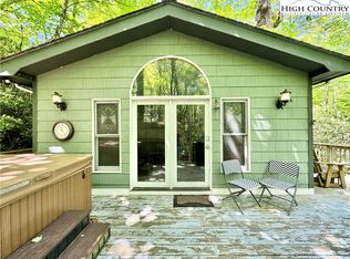 585 Leisure Acres Ln, Boone, NC 28607