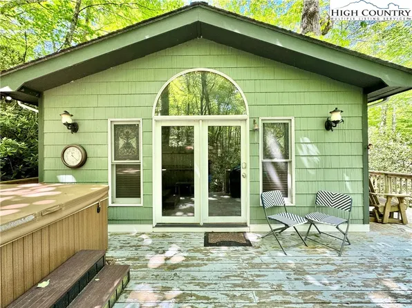 585 Leisure Acres Lane, Boone, NC 28607