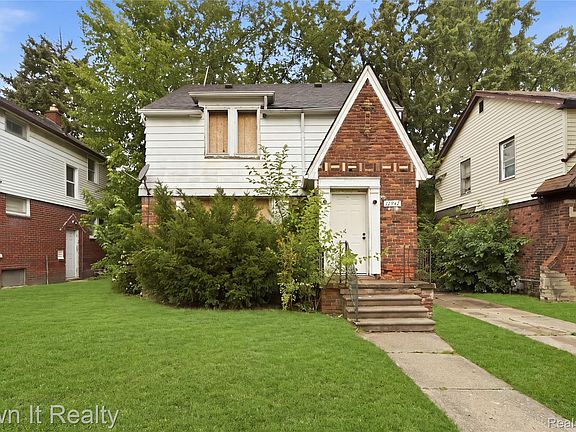 2nd image of 11947 Laing St
