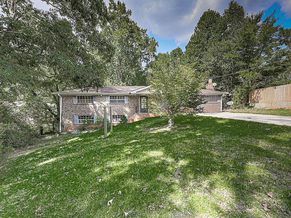 1st image of 6126 Knights Ln