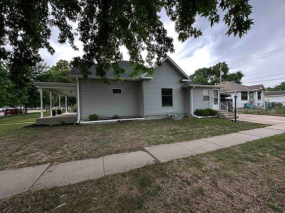 4th image of 303 W 26th St