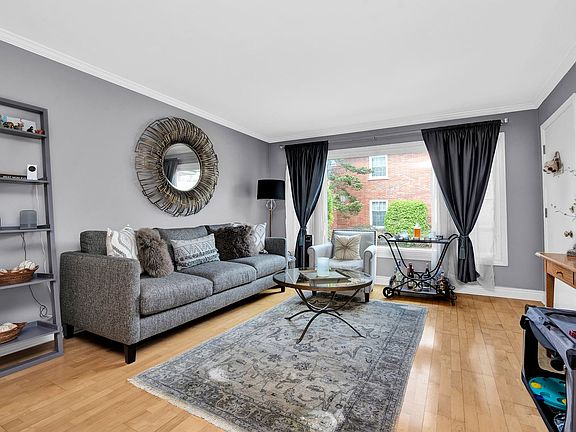 3rd image of 1505 Plymouth Pl APT 1W