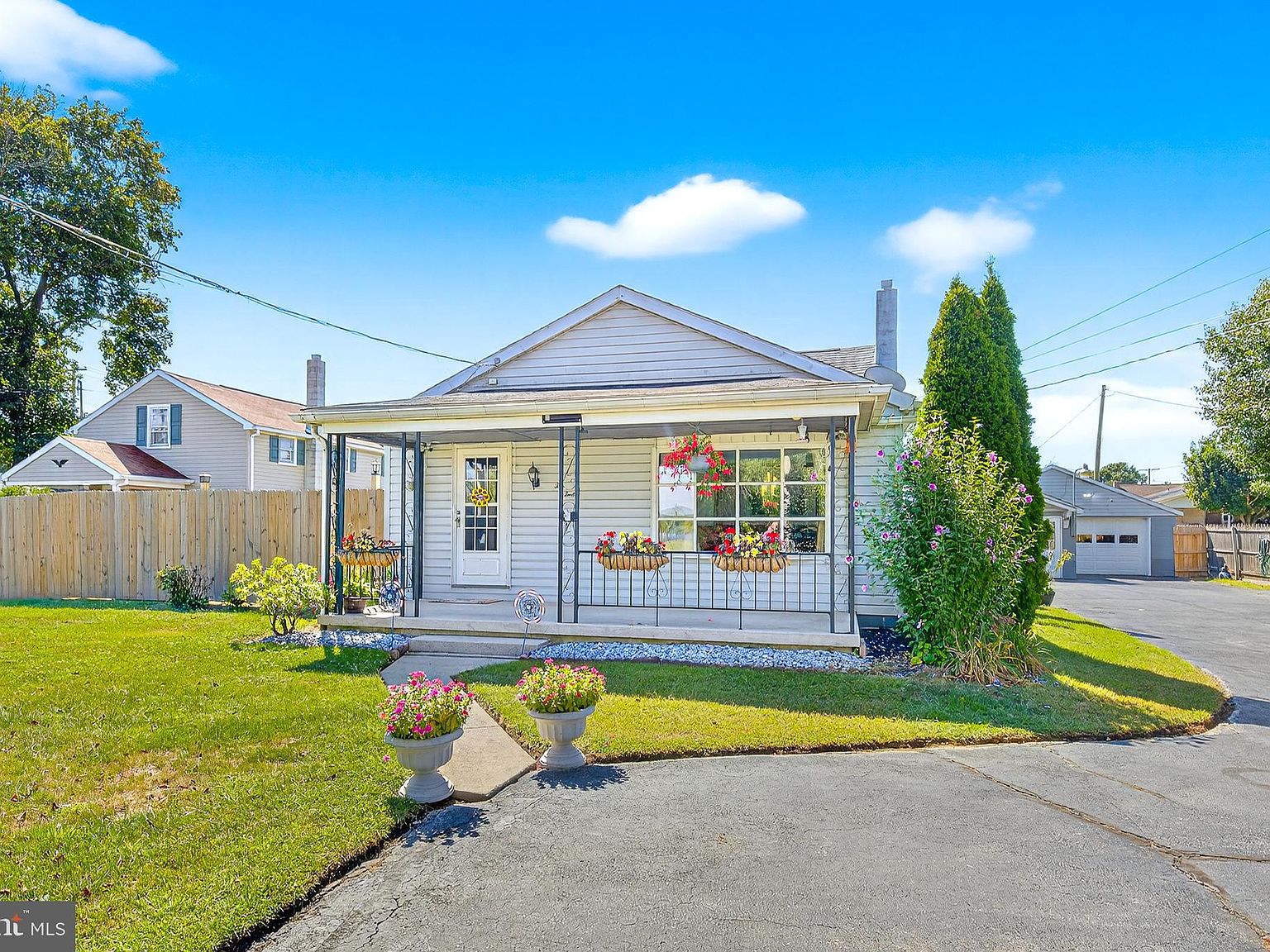 1012 W Elm Ave, Hanover, PA 17331 | MLS #PAAD2019556 | Zillow