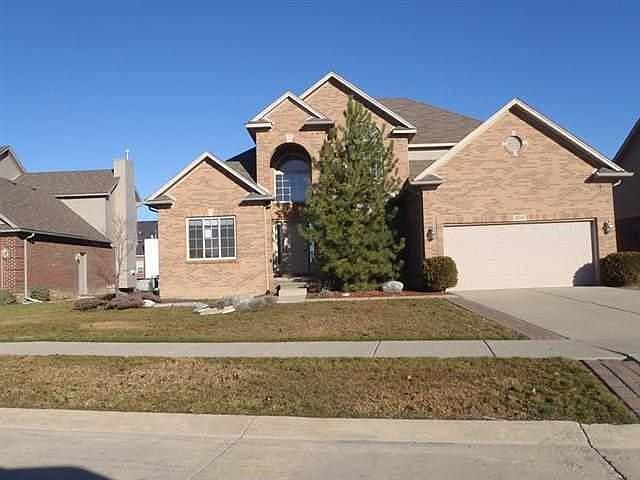 1st image of 18264 Begonia Dr