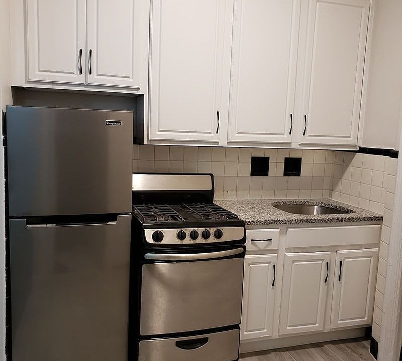1st image of 7203 69th Pl APT 1C