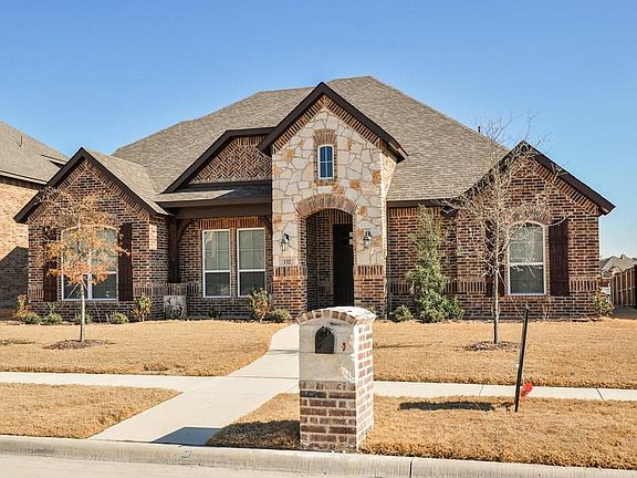 2nd image of 132 Cool Brook Dr