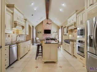 36083 Beverly Hills Dr, Prairieville, LA 70769