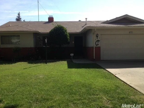 229 S 7th St, Patterson, CA 95363