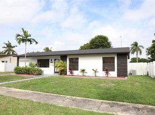 10395 SW 152nd Ter, Miami, FL 33157