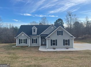 1029 Hines Rd, Moreland, GA 30259