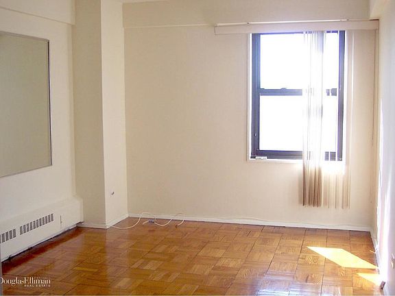2nd image of 385 W 145th St #6B3