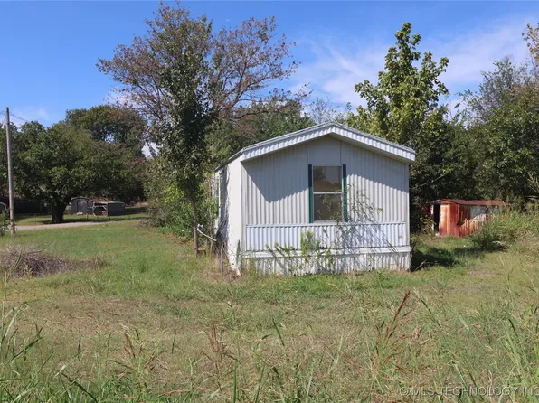 304 SE Burton Ave, Keota, OK 74941
