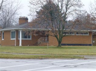 6620 Highland Dr, Independence, OH 44131