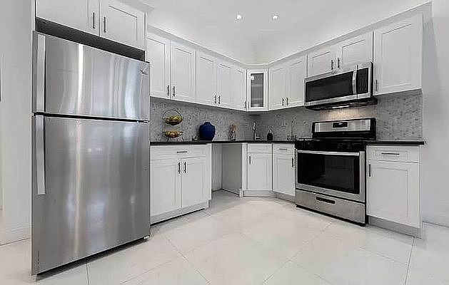 1st image of 188 Howard Ave #2