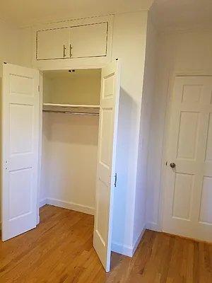 Rented by Skyline Realty LLC II | media 7