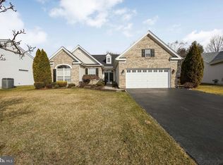 3 Taylor Ct, Columbus, NJ 08022