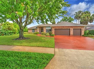 148 Pleasant Valley Dr, Daytona Beach, FL 32114