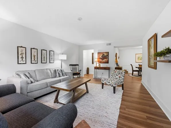 6851 Roswell Rd Unit F15, Sandy Springs, GA 30328