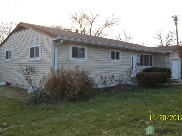 9133 Darnell Pl, Saint Louis, MO 63136