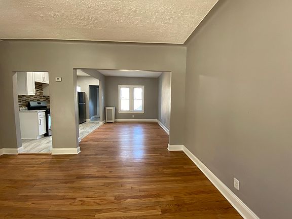 2nd image of 11147 145th St