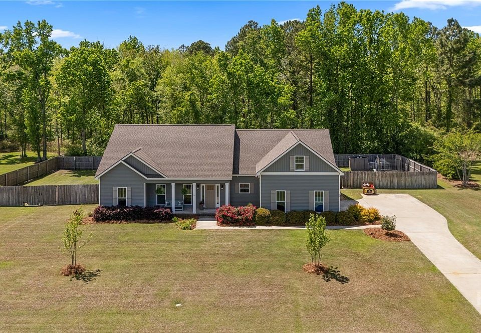 1st image of 113 Cove Court