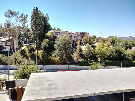 5th image of 1831 Garvey Ave #2B-1Ba-980Sqft