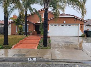 8281 Paisley Ln, Fontana, CA 92335