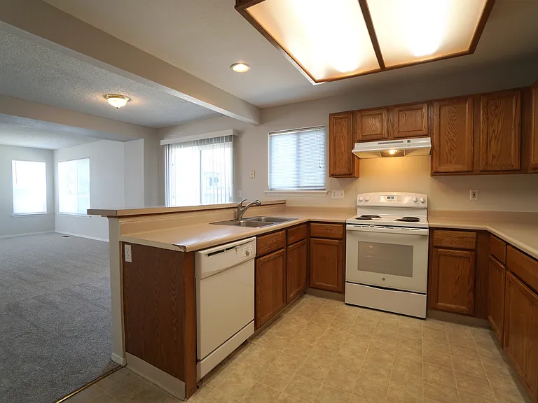 4954 Ardley Dr — Photo 7