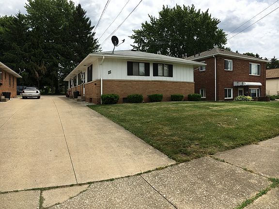 3rd image of 597 & 599 Baldwin Dr