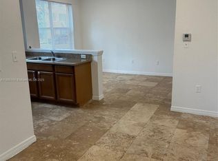 953 SW 10th St APT 2, Miami, FL 33130