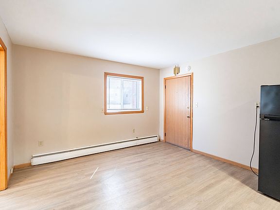 Fargo, ND Birchwood Apartments | 01A | Living