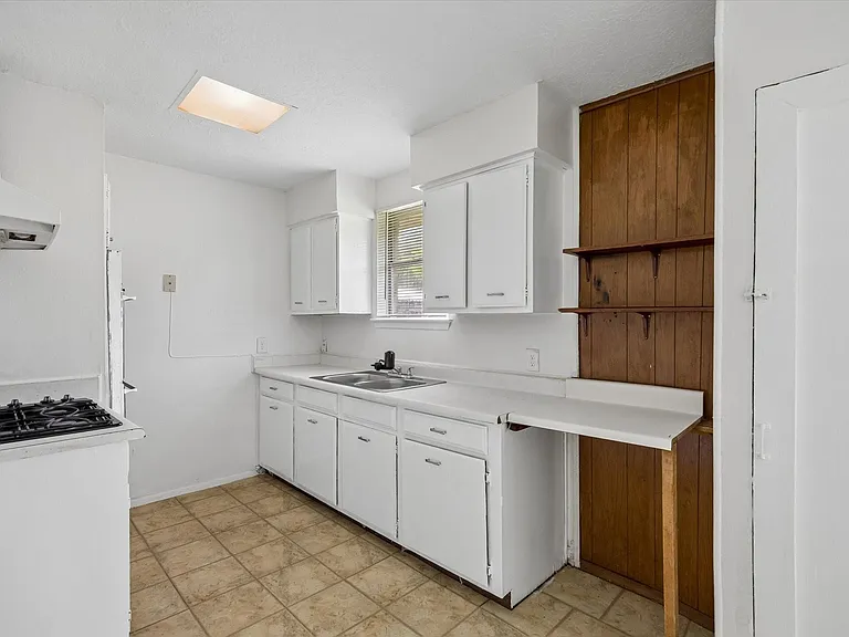 12639 Chiswick Rd — Photo 7